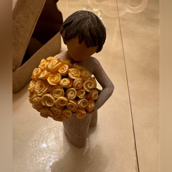 Willow Tree Good Cheer Figurine - Picture 3 of 9